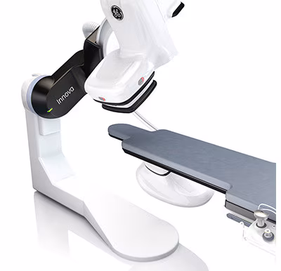 Ангиографическая система GE HealthCare Innova IGS 520